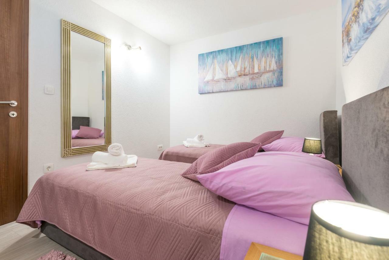 Tranquility And Nature In 4 Bedroom With Sea View Мокошица Экстерьер фото
